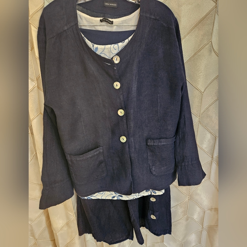 Luca Vanucci lovely 3 piece outfit-